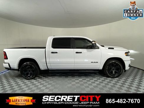 Used 2025 RAM 1500 Big Horn AWD/4WD image 8