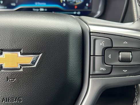 Used 2024 Chevrolet Tahoe Premier AWD/4WD image 29