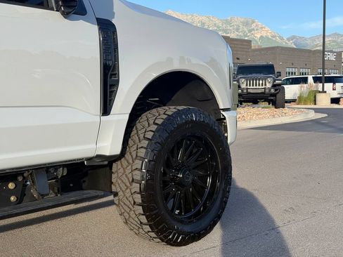 Used 2026 Ford F350 Platinum AWD/4WD image 6