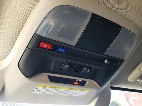 Used 2023 Subaru Impreza 2.0i Premium image 25