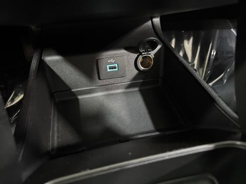 Used 2018 Ford Fusion S FWD image 18