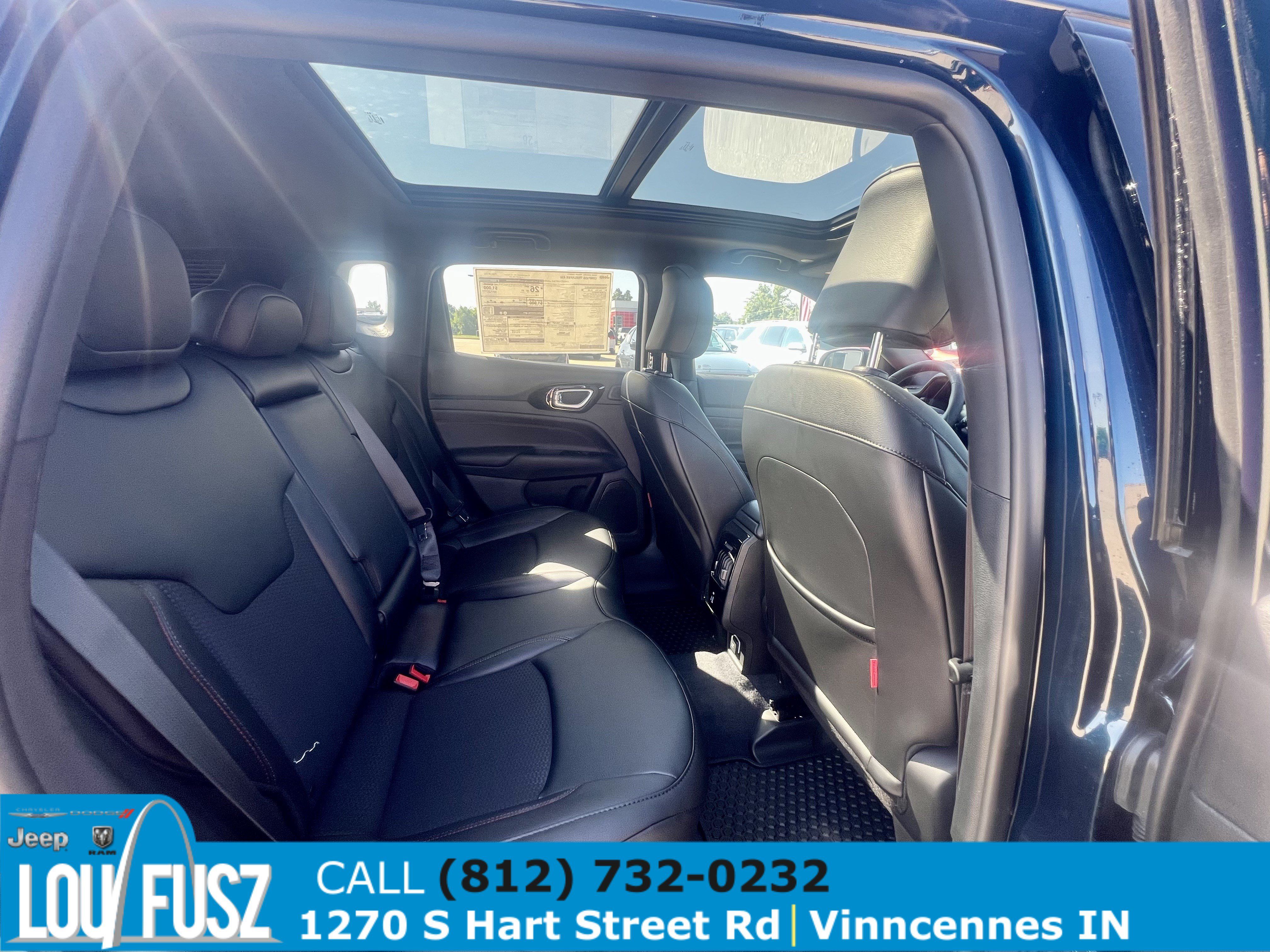 New 2026 Jeep Compass Trailhawk w/ Sun, Sound & Navigation Group AWD/4WD image 18