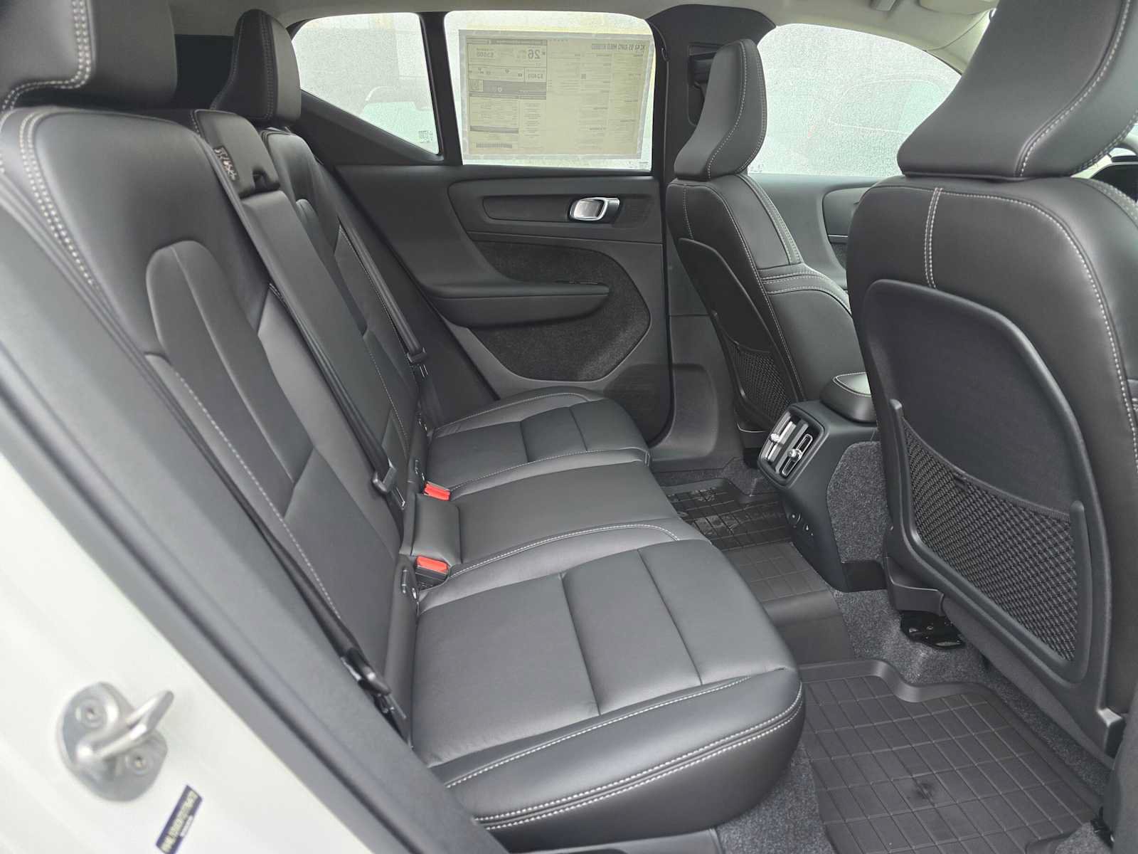Used 2026 Volvo XC40 B5 Plus w/ Protection Package Premier AWD/4WD image 12