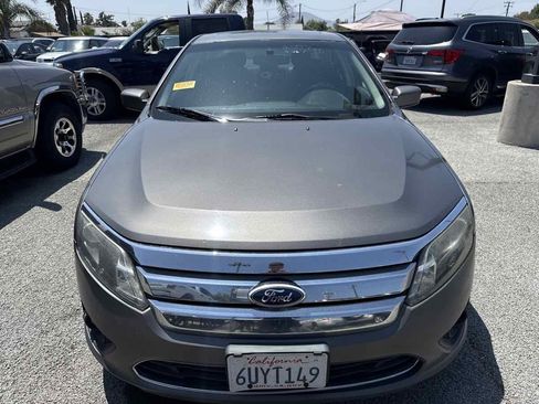 Used 2012 Ford Fusion SE FWD image 2