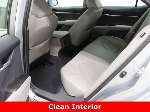 Used 2024 Toyota Camry XLE image 28