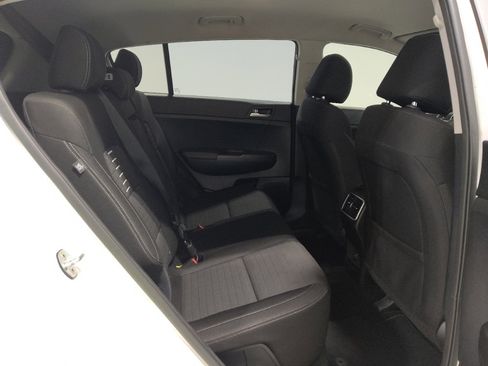 Used 2018 Kia Sportage LX image 19