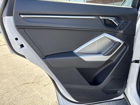 Used 2022 Audi Q3 2.0T Premium image 25