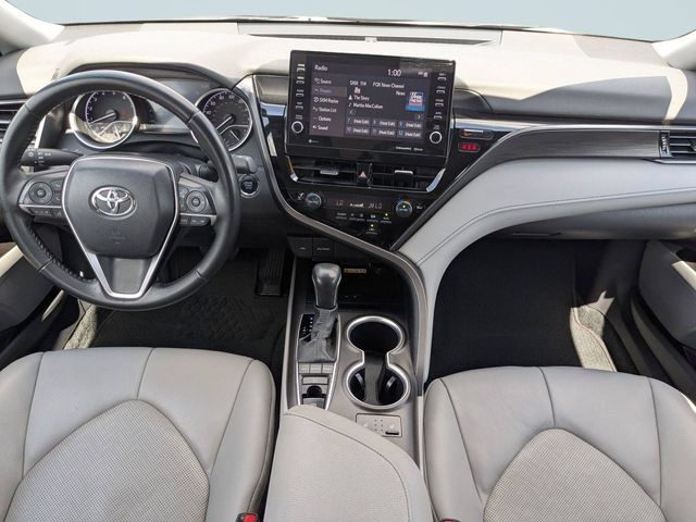 Used 2023 Toyota Camry XLE FWD image 13