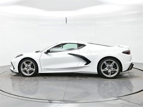 Used 2024 Chevrolet Corvette Stingray Preferred Cpe w/ Z51 Performance Package image 4