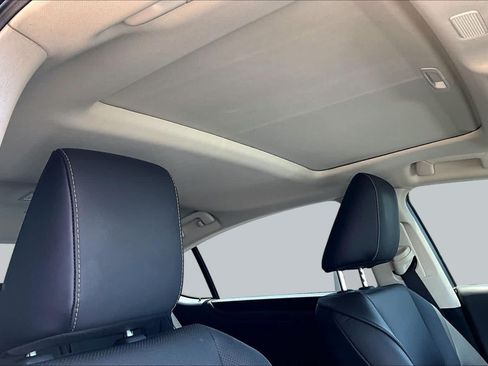 Used 2025 Lexus ES 300h w/ Premium Package FWD image 13