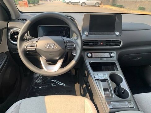 Certified 2023 Hyundai Kona SE w/ Cargo Package FWD image 15