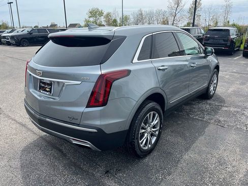 Used 2023 Cadillac XT5 Premium Luxury w/ Technology Package AWD/4WD image 6