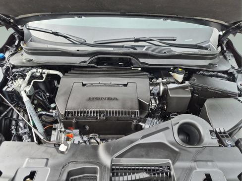 Used 2025 Honda Pilot TrailSport image 21