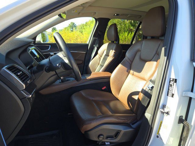 Used 2020 Volvo XC90 T6 Momentum w/ Protection Package Premier AWD/4WD image 15