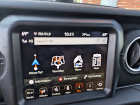 Used 2021 Jeep Wrangler Unlimited Sahara image 21