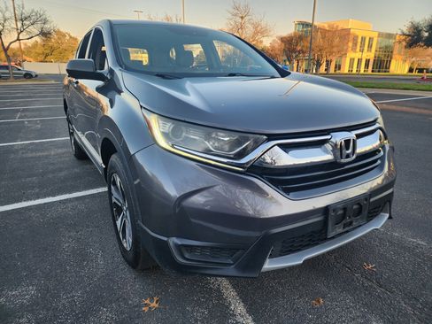 Used 2017 Honda CR-V LX image 1