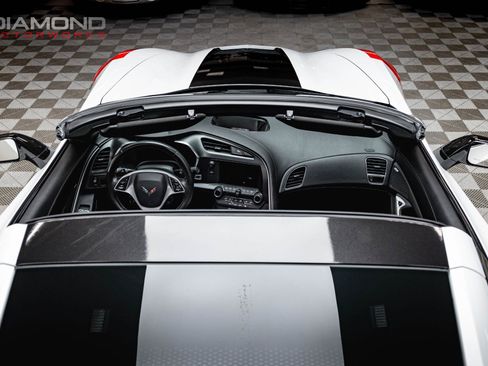 Used 2019 Chevrolet Corvette Stingray Coupe w/ 1LT RWD image 63