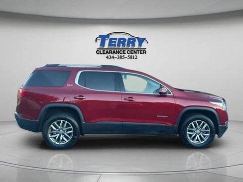 Used 2019 GMC Acadia SLE image 1