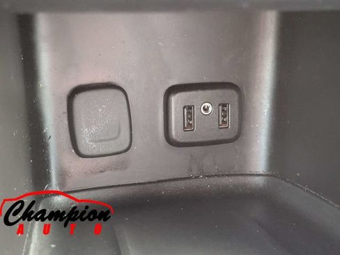 Used 2019 GMC Acadia SLT AWD/4WD image 26