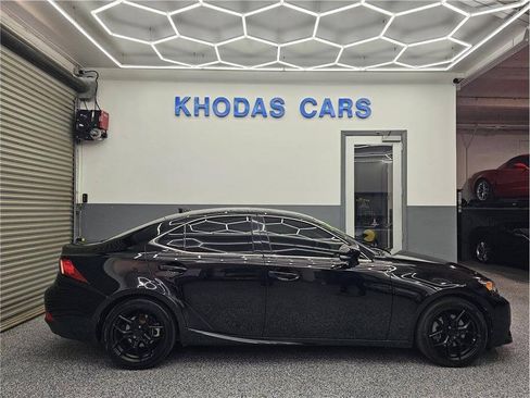 Used 2015 Lexus IS 250 RWD image 5