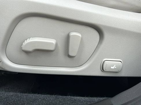 Used 2016 Subaru Forester 2.5i Limited w/ Protection Package #2 AWD/4WD image 16