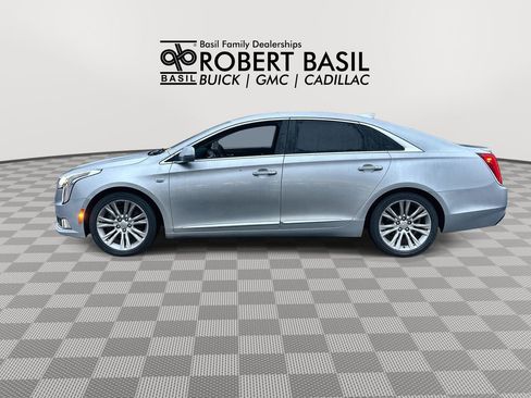 Used 2018 Cadillac XTS Luxury FWD image 5