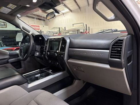 Used 2022 Ford F250 XLT AWD/4WD image 36