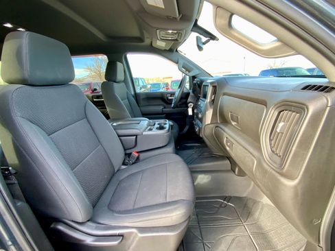 Used 2020 Chevrolet Silverado 2500 Custom w/ Custom Value Package image 23