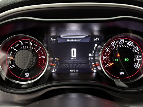 Used 2019 Dodge Challenger GT image 14