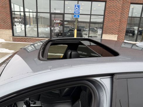 Used 2018 BMW M550i xDrive w/ Driving Assistance Package image 36