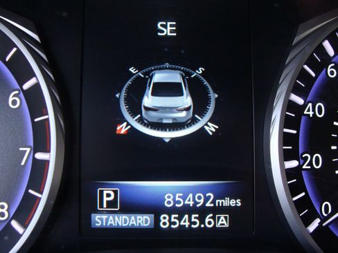 Used 2017 INFINITI Q60 w/ Premium Plus Package 2.0T image 14