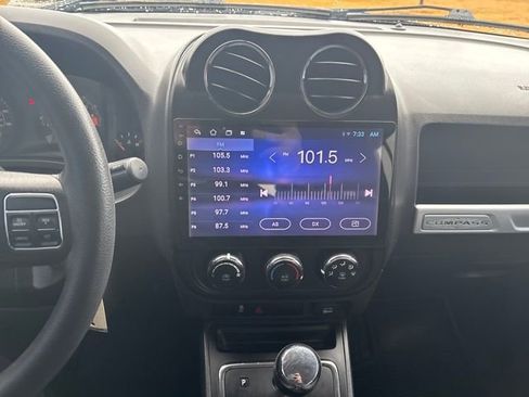 Used 2016 Jeep Compass Sport w/ Power Value Group image 18