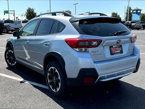 Used 2022 Subaru Crosstrek 2.0i Premium AWD/4WD image 3