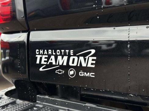 Used 2022 GMC Sierra 2500 Denali w/ Denali Black Diamond Edition image 38