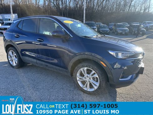 Used 2023 Buick Encore GX Preferred w/ Cold Weather Comfort Package image 1