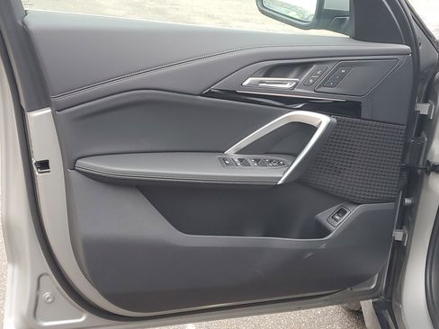 Certified 2025 BMW X1 xDrive28i w/ Technology Package image 5