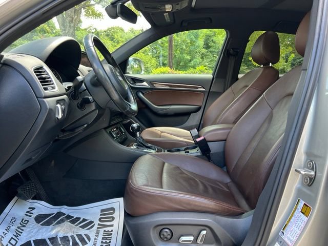Used 2016 Audi Q3 2.0T Prestige w/ Prestige Package AWD/4WD image 11