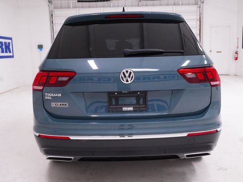 Used 2020 Volkswagen Tiguan SEL FWD image 6