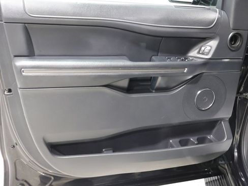 Used 2023 Ford Expedition XLT AWD/4WD image 23