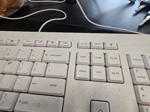 Used 2005 Nissan Frontier SE image 13