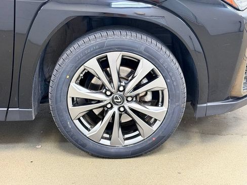 Used 2022 Lexus UX 250h F Sport w/ F Sport Premium Package AWD/4WD image 4