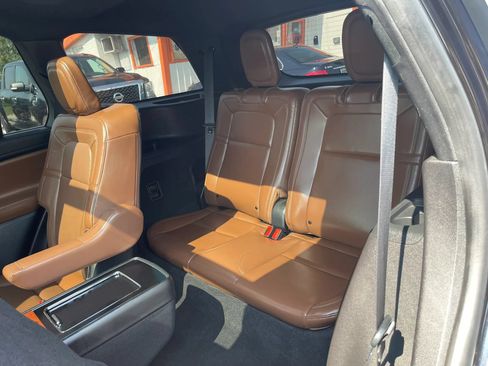 Used 2020 Lincoln Aviator Reserve w/ Equipment Group 202A AWD/4WD image 33