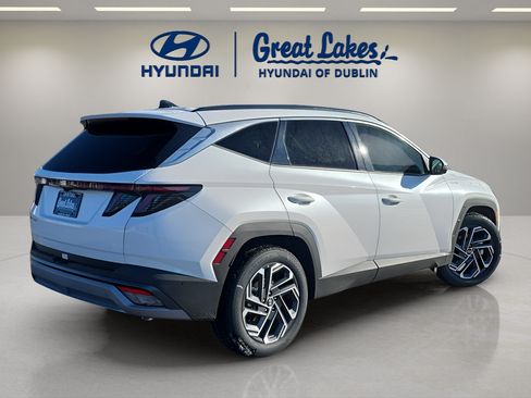Certified 2025 Hyundai Tucson Limited FWD image 5