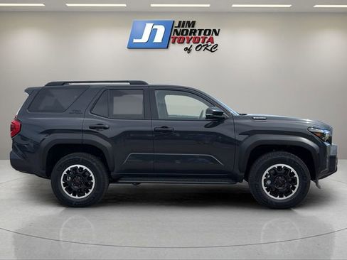 New 2026 Toyota 4Runner TRD Off-Road AWD/4WD image 4