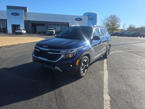 Used 2024 Kia Seltos EX image 7