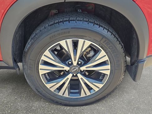 Used 2023 Nissan Rogue SV FWD image 29