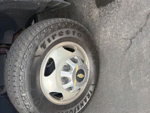 Used 2013 Chevrolet Silverado 3500 LTZ w/ LTZ Plus Package image 2