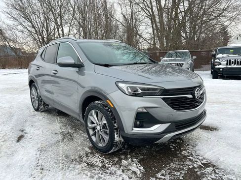 Used 2023 Buick Encore GX Essence w/ Experience Buick Package image 11