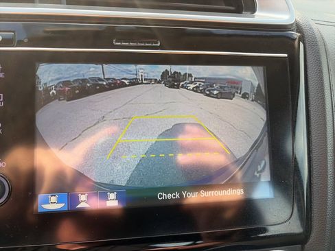 Used 2019 Honda Fit EX image 19