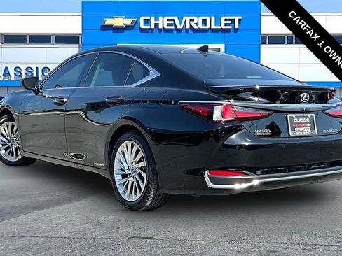 Used 2021 Lexus ES 300h w/ Accessory Package 2 FWD image 3